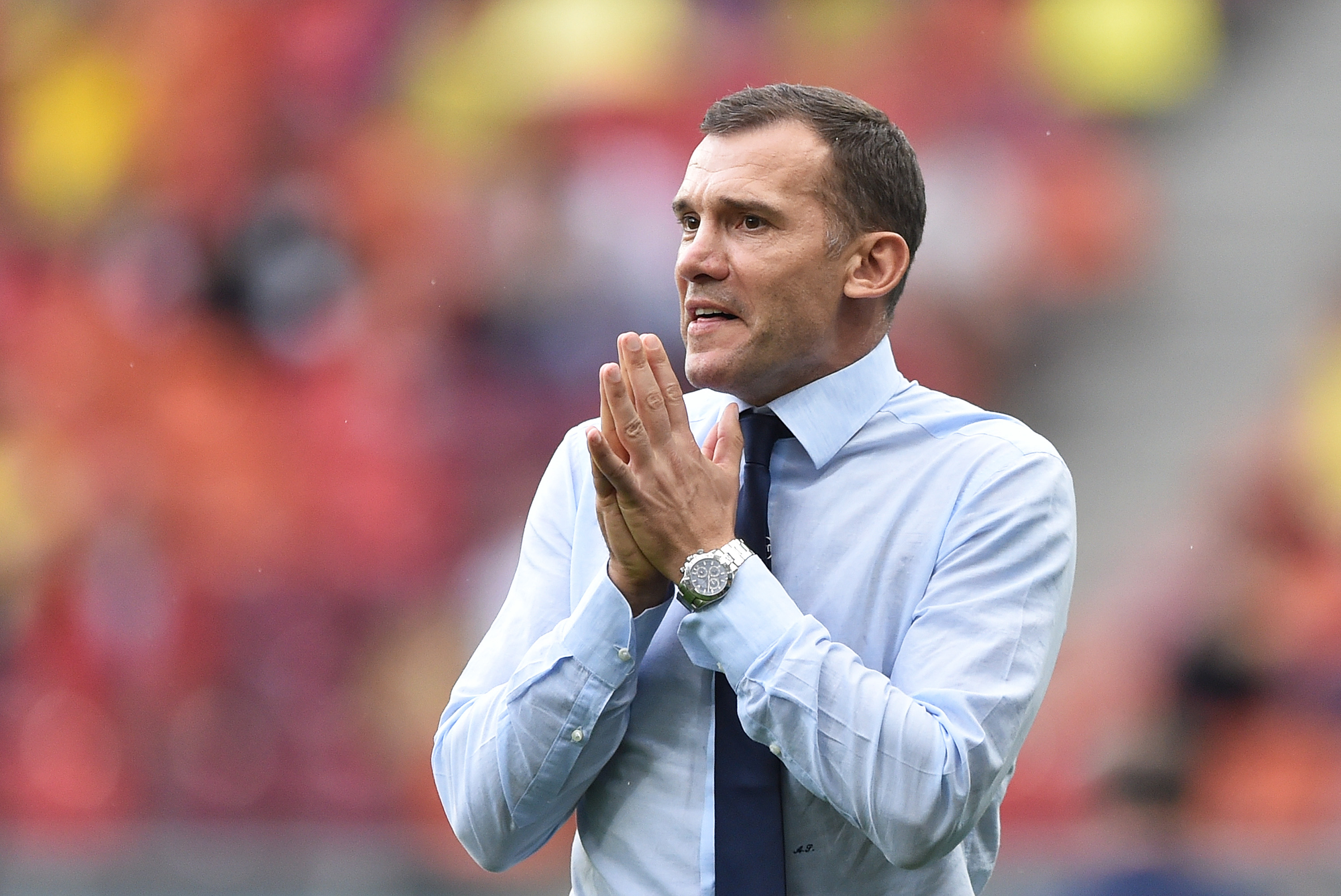 乌克兰队迎来胜利，晋级淘汰赛