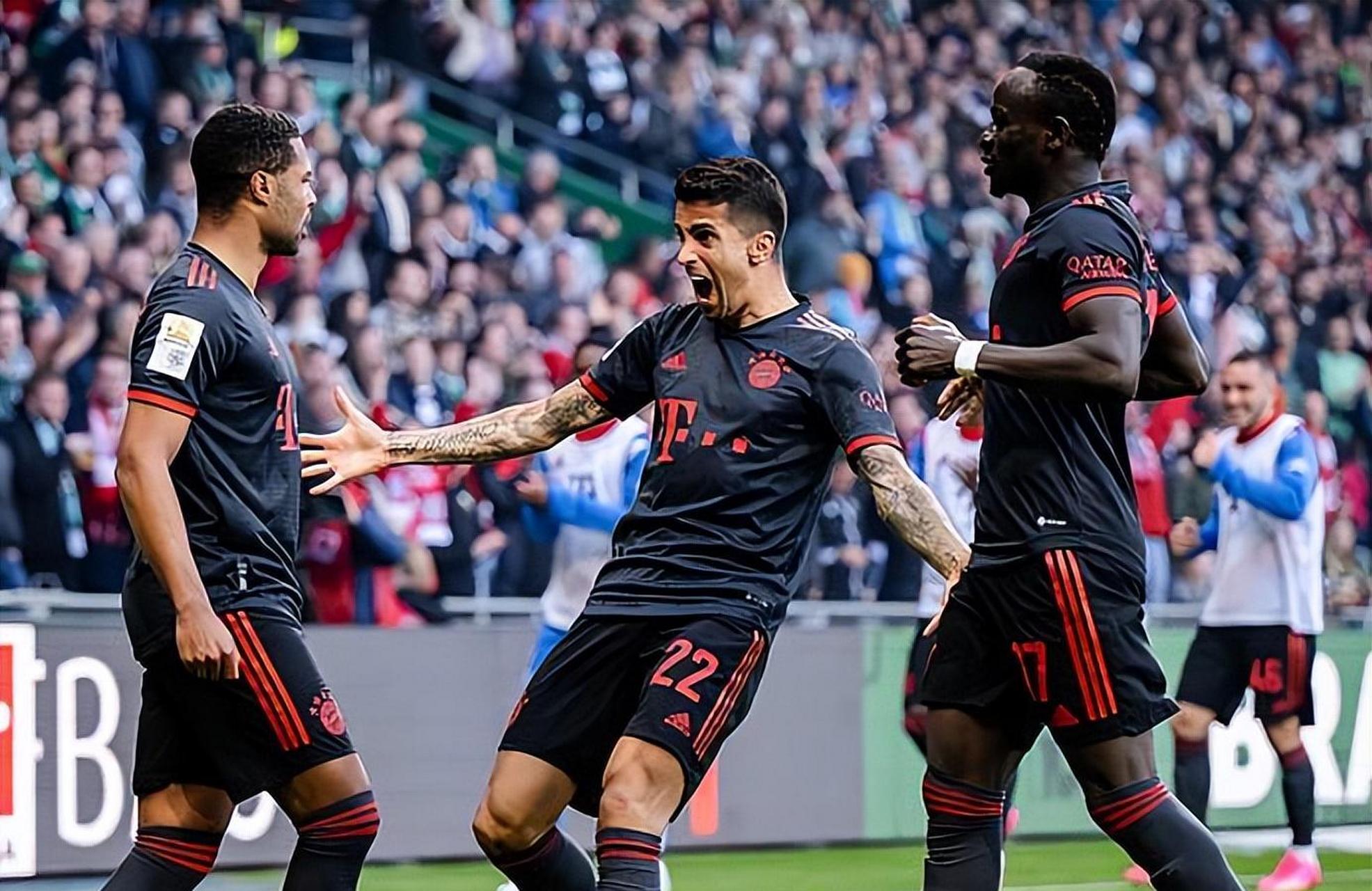 多特蒙德球员集训备战,全力以赴迎战对手 多特蒙德球员集训备战,全力以赴迎战对手