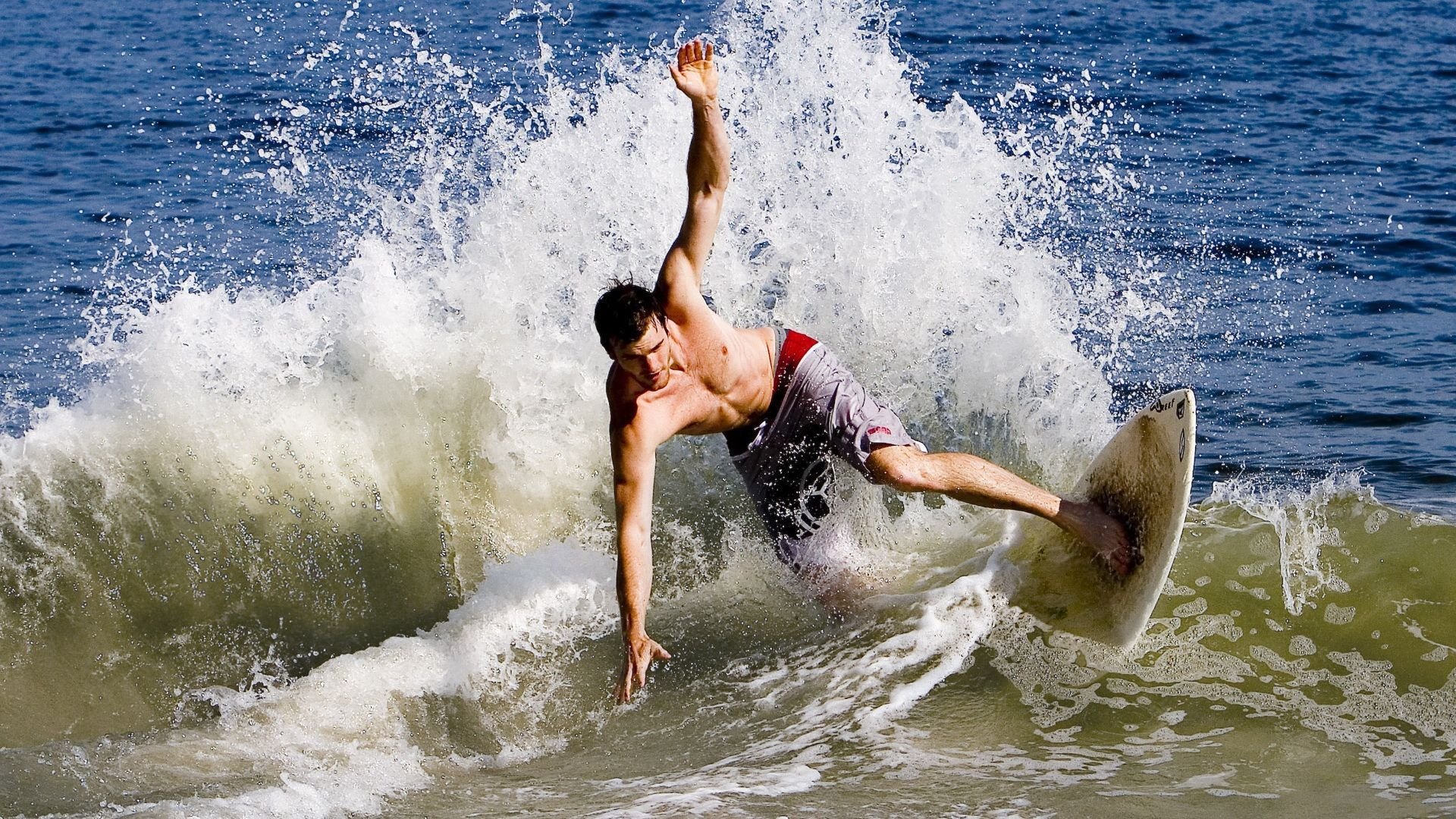 罗德里戈彻底打爆防线，牙买加血拼加拿大—美洲杯上的冰与火之歌